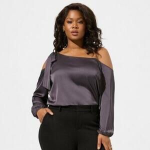 NWT Satin Tie Front Off Shoulder Long Sleeve Blouse Plus Size 4x Party Holiday